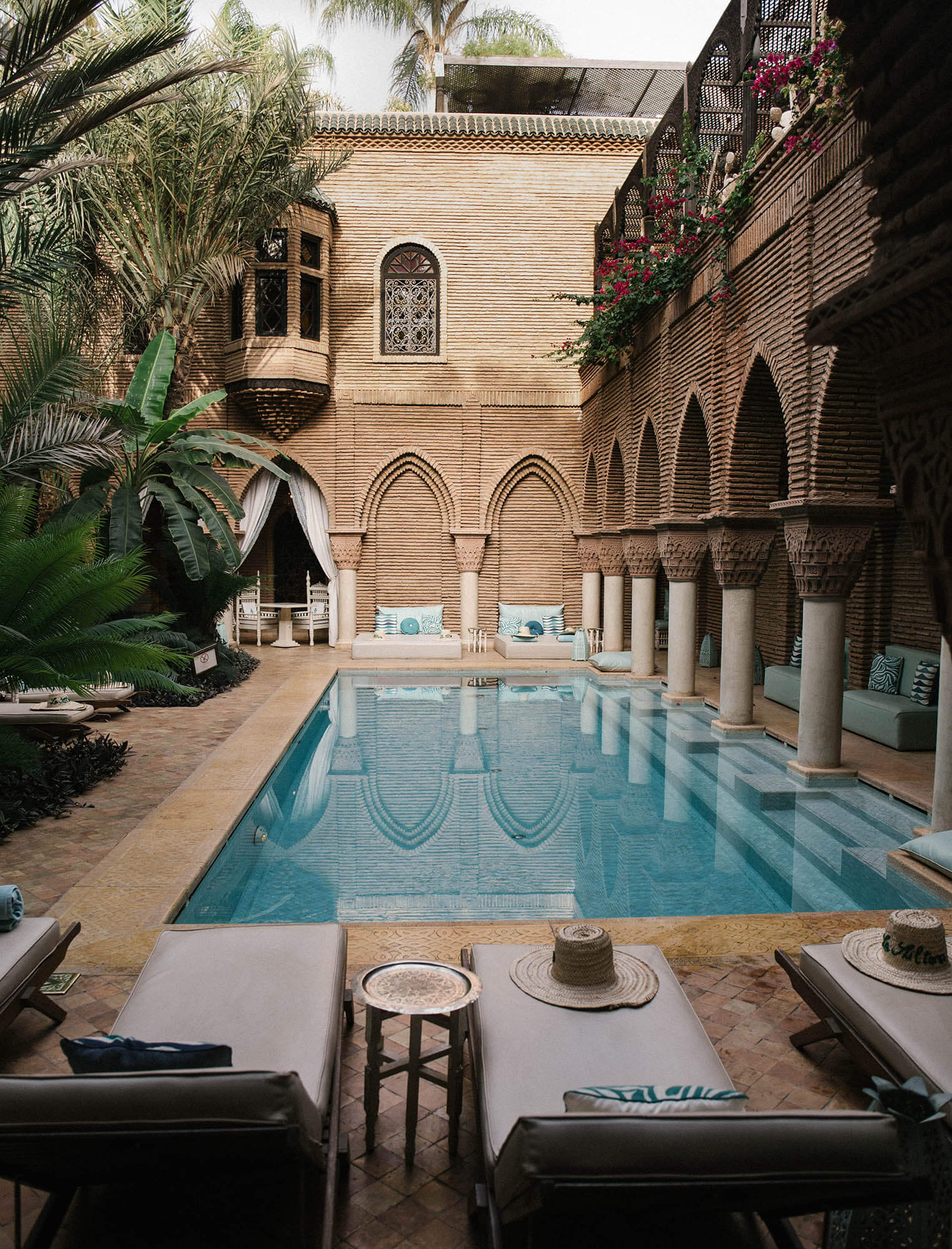riad-swimming-pool-suite-la-sultana-marrakech-9
